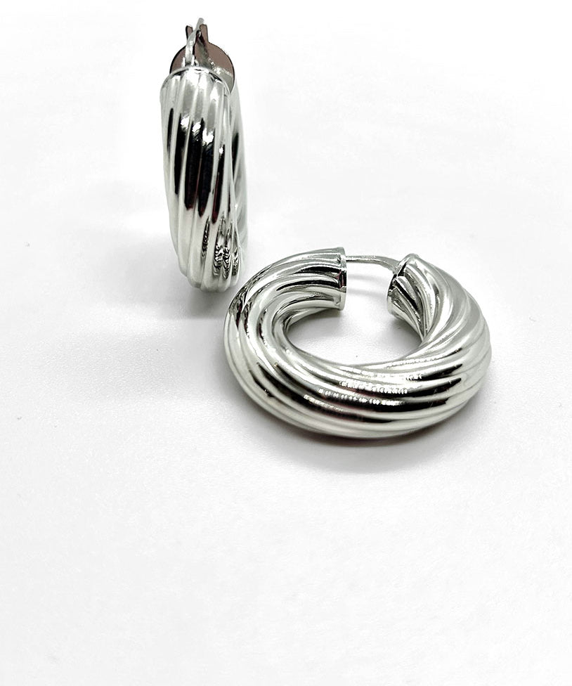 OR00001W-Torchon-bold-white.jpg