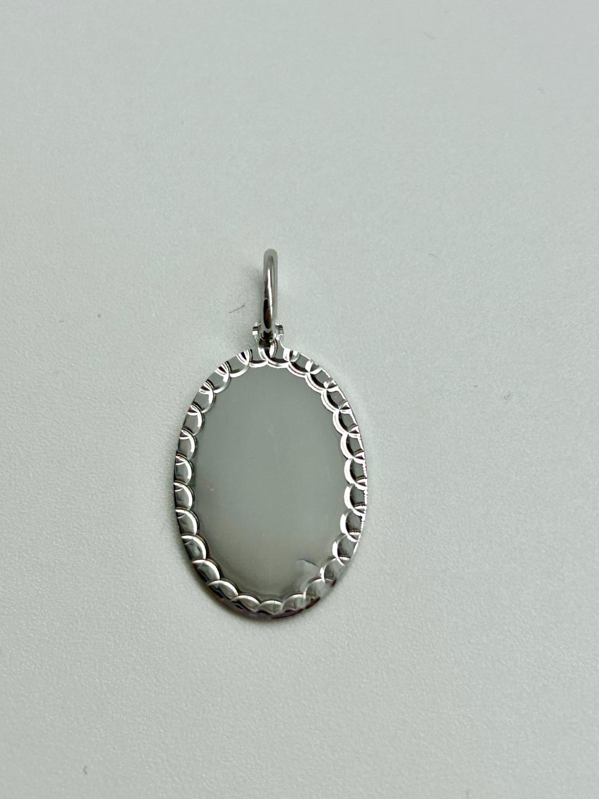 Curly Oval White